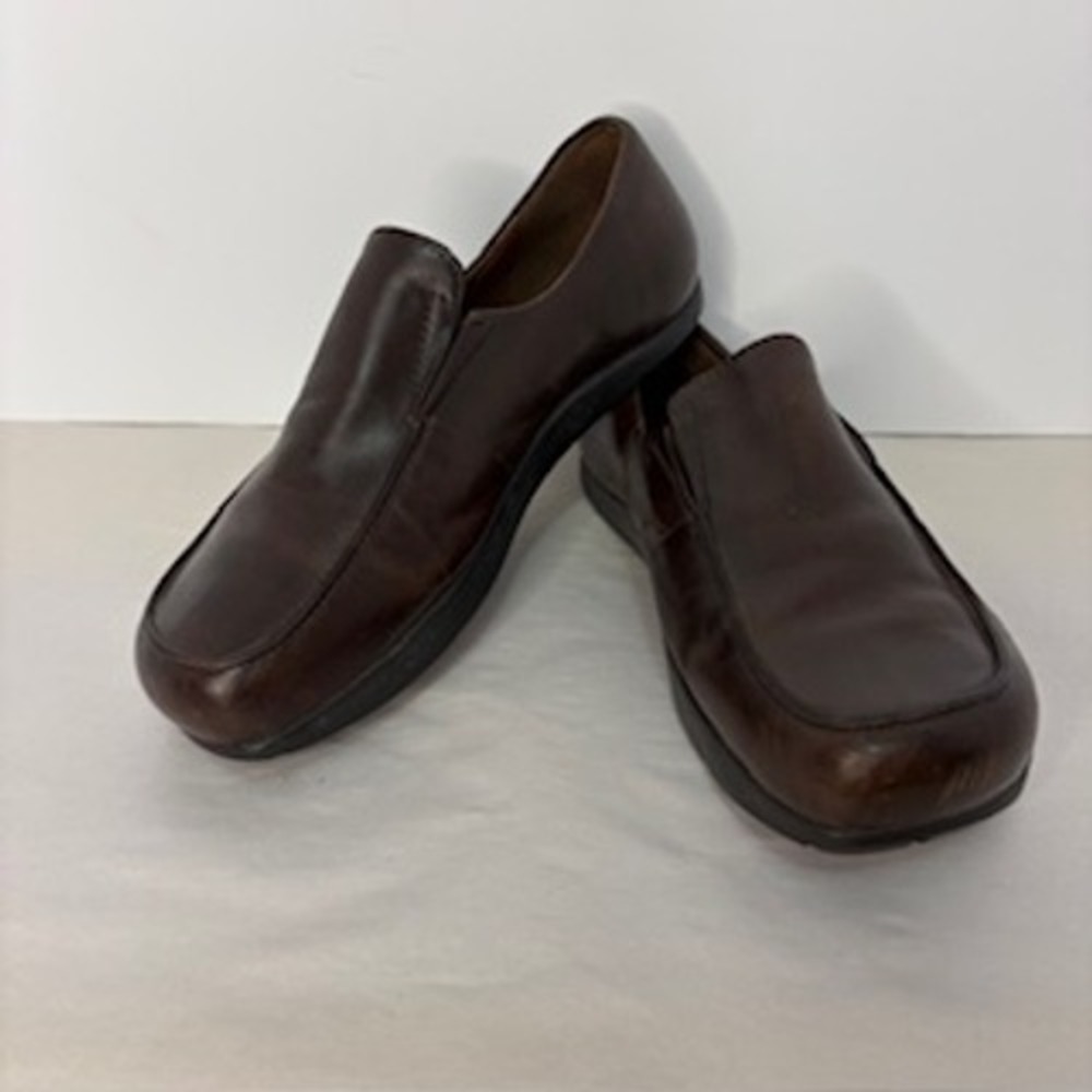 Earth Charisma Coffee Brown Leather Slip On Loafers Womens 9.5W Square Toe Flat